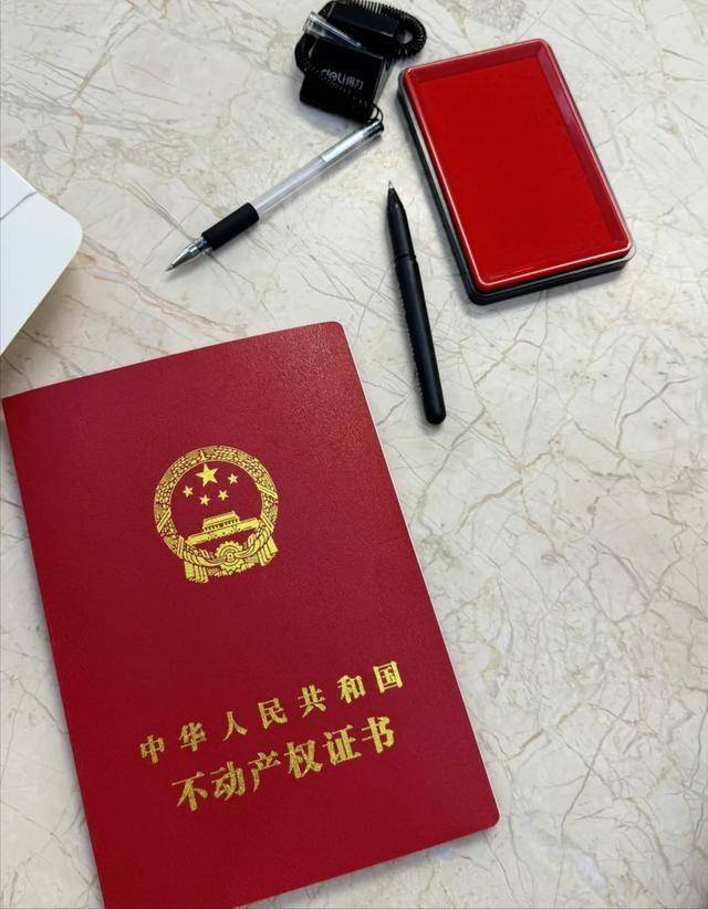 快速刻章联系:线上直营店VS线下刻章摊,哪种更快拿到章?